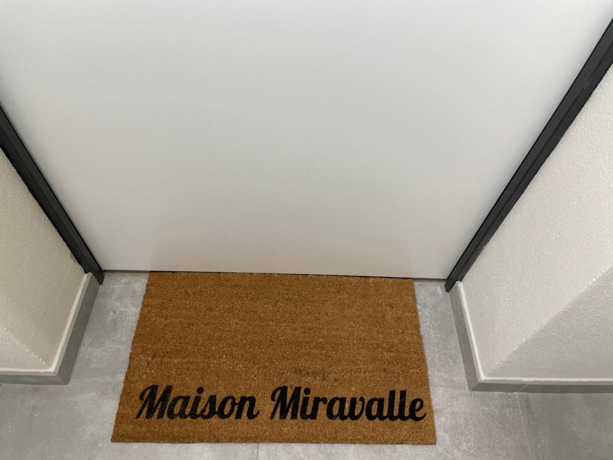 Maison Miravalle Wifi Parcheggio Giardino อาออสตา ภายนอก รูปภาพ
